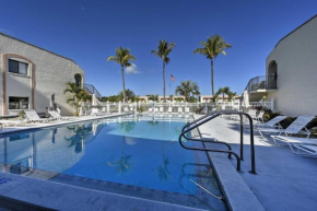 5 Mi to Fort Myers Beach Condo with Private Lanai!